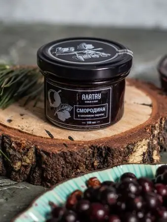 Черная смородина в сосновом сиропе, 100 мл Черная смородина в сосновом сиропе, 100 мл